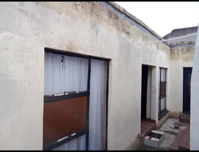 2 BEDROOM HOUSE FOR SALE IN SOSHANGUVE G